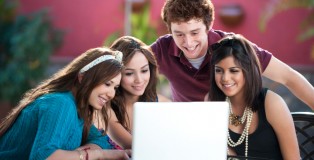 istock_000013834640small3